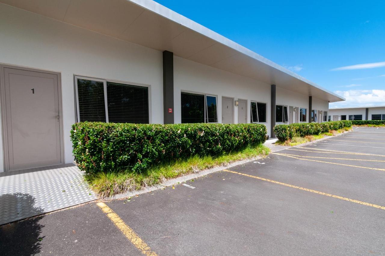 The Park Motel Hawera Exterior photo
