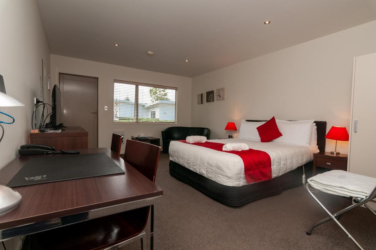 The Park Motel Hawera Exterior photo