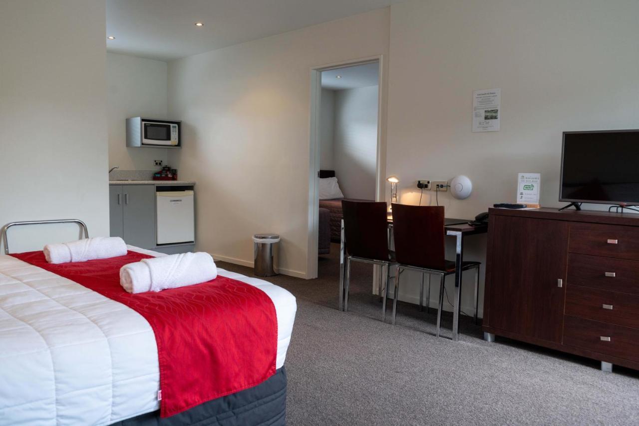 The Park Motel Hawera Exterior photo